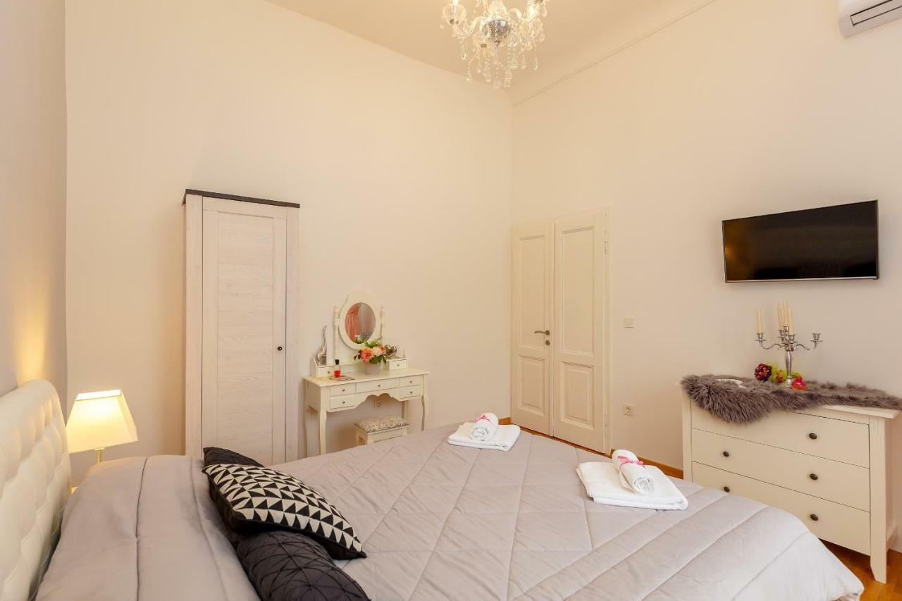 Apartmán Kamino Old Town *